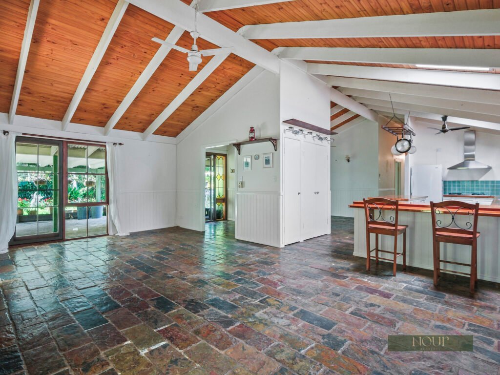 Acreage property with high rental income